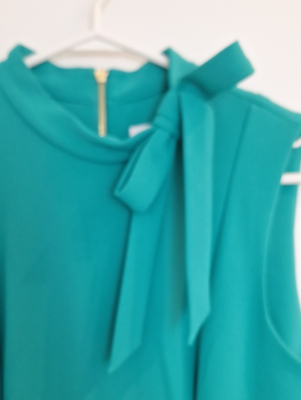 Sleeveless Teal Bow-Neck Dress - Picture 2 of 4